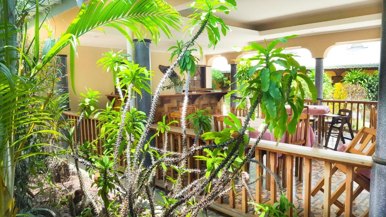 Bernique Guesthouse Ла-Діг Екстер'єр фото