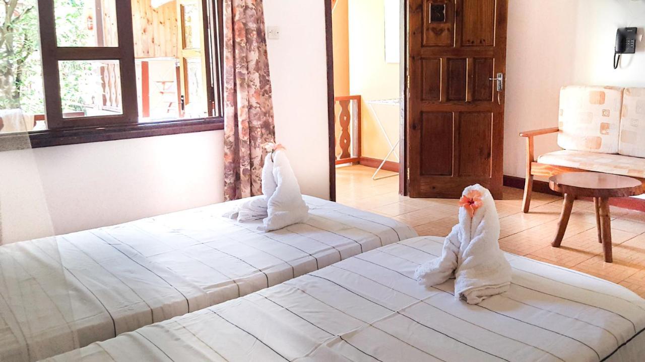 Bernique Guesthouse Ла-Діг Екстер'єр фото